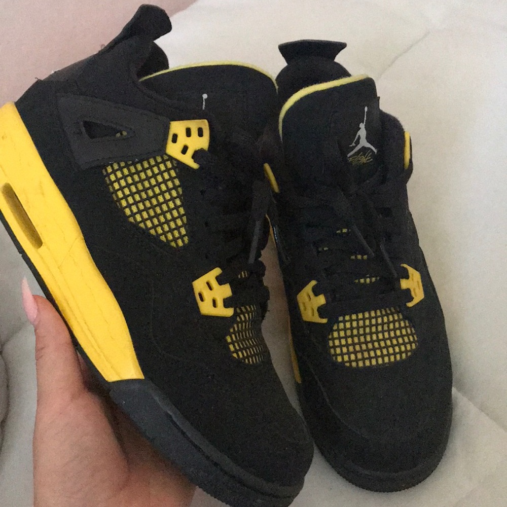 Black & Yellow 4s
